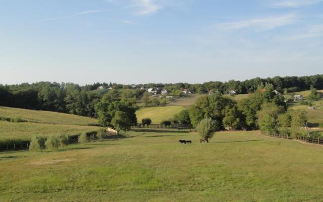 Country House Kod Strica