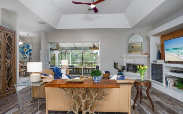 Nokomis Pool Home on the Canal