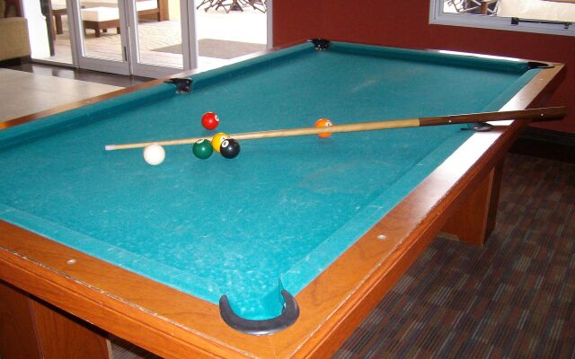 Howard Johnson by Wyndham Resort Pilar