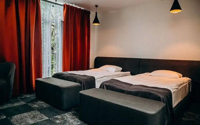 Optima Collection Chernivtsi