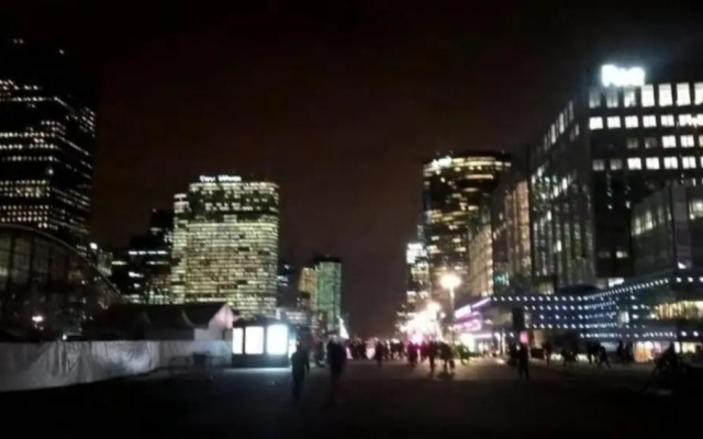 Luxurious FullySanitize Apartment with balcony, free parking in heart of Courbevoie, La Defense - Apartment in كوربفوا - Photo 3