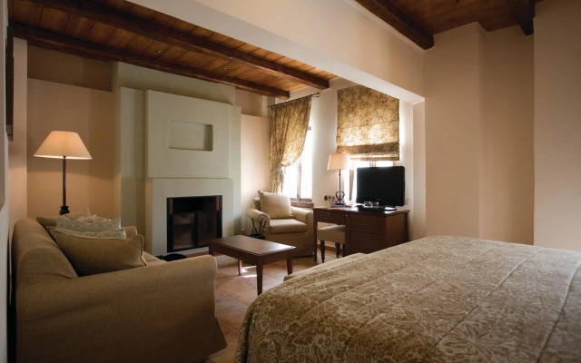 Despotiko Hotel