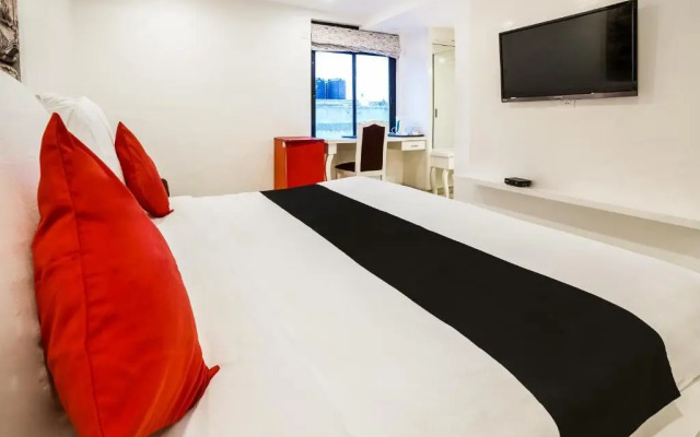 Tribecca Inn by OYO Rooms