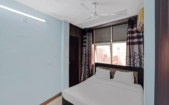 SPOT ON 80594 Ak Residency