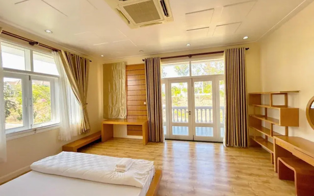 Deluxe 4 br Soan Villa - Sealinks Mui Ne