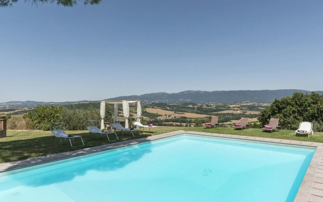 Pg-l188-lmne0at - Hostal de Todi 12