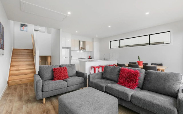 Waterline Property Portarlington – Lobby – Portarlington