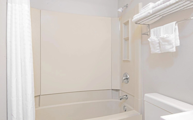 Le Méridien Chicago - Oakbrook Center