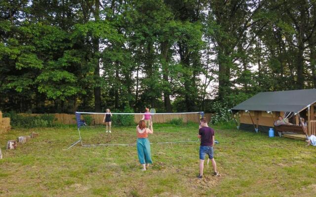 Prullenbos Glamping: Natuur(lijk) overnachten