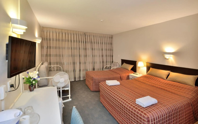 Manukau Hotel & Conference Centre