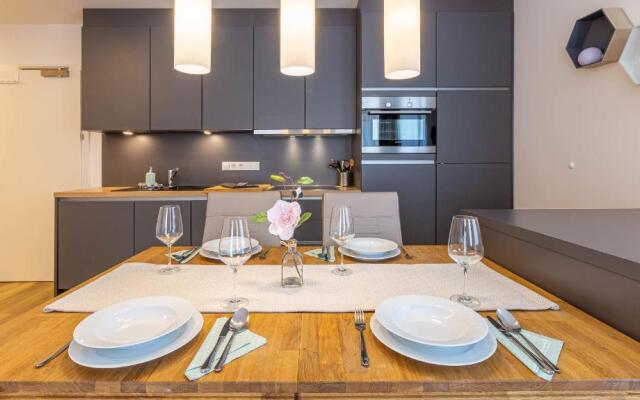 Alpine Appartement Top 3 by AA Holiday Homes