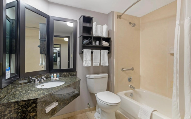 Comfort Inn & Suites Carrollton