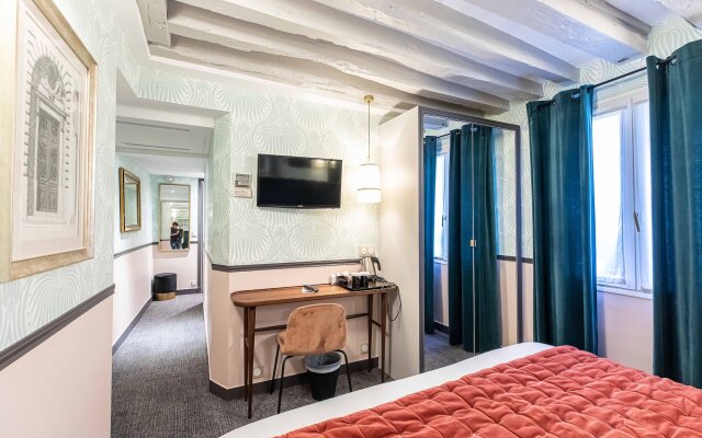 Dauphine Saint Germain Hotel