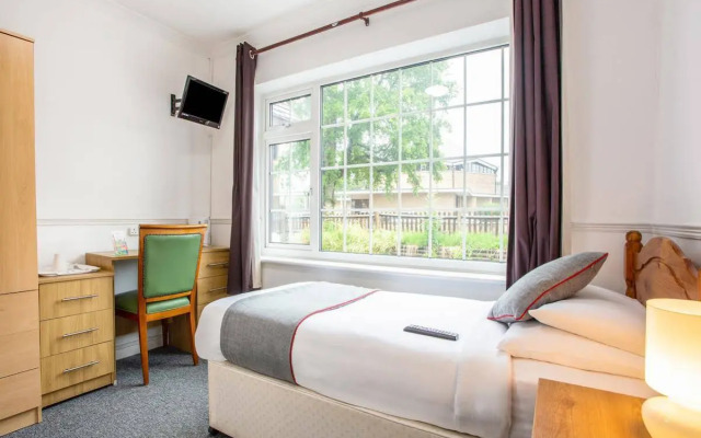 Flexistay Ambers Gatwick Aparthotel