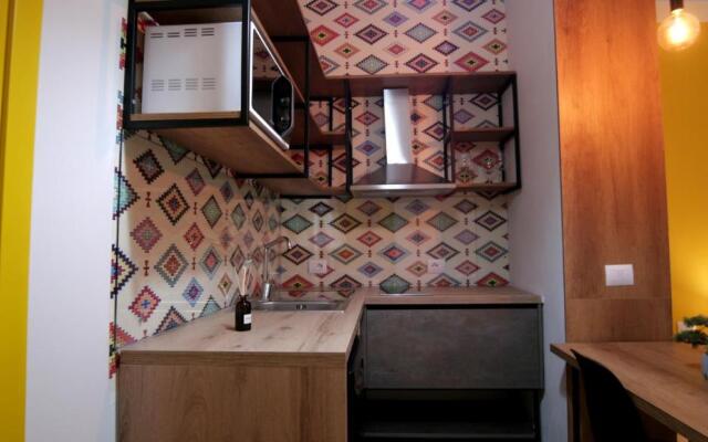 KONI's Studio Apartments