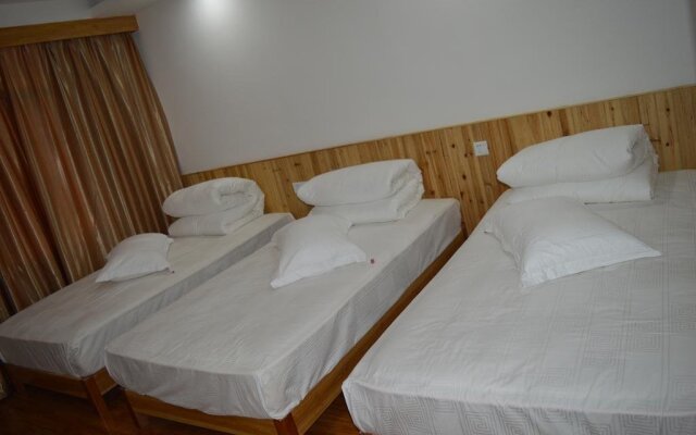 Qingfengge Hostel