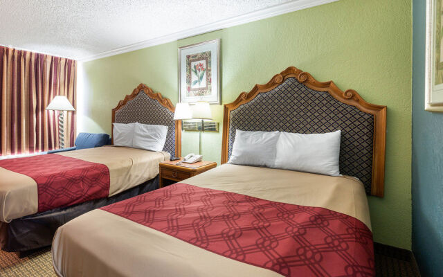 Hotel Elev8