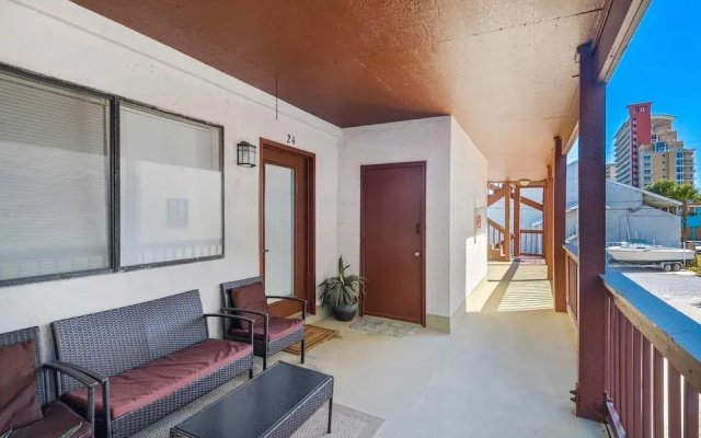 Sandcastle Villas #24 (0/1)
