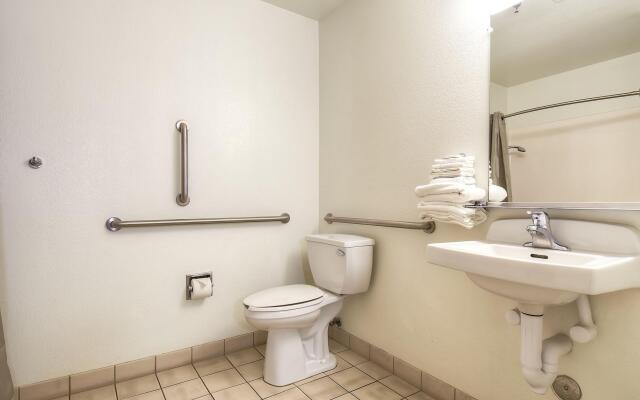 Motel 6 Corpus Christi, TX - Northwest