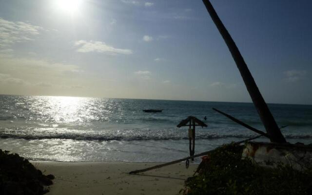 Paradise Beach Bungalows