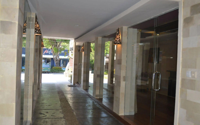 Svarna Hotel Sanur