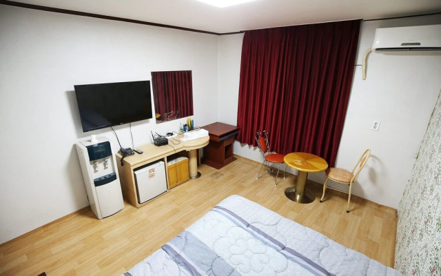 Daejeon Yuseong Chowon Motel