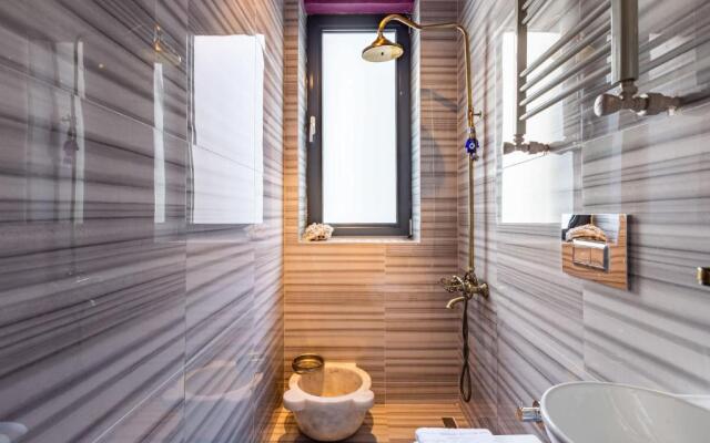 Historical Flat With Turkish Hammam