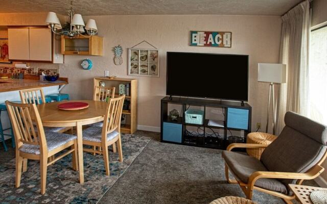 Seaside Beach Club 203 1 Br condo by RedAwning