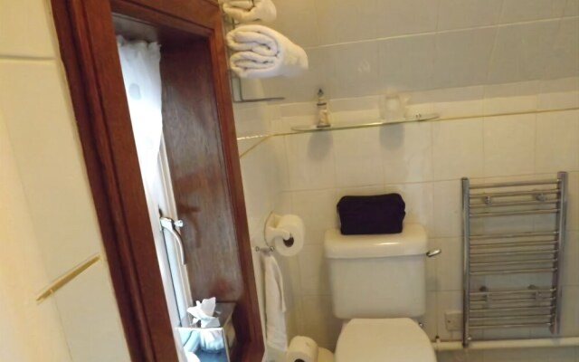 Pitreavie Guest House