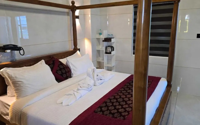 W & H View Residency