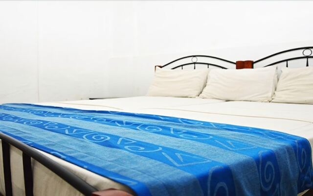 Charlton Kandy Rest