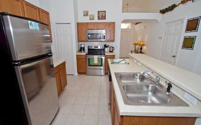 Vizcay Villa - Three Bedroom Home