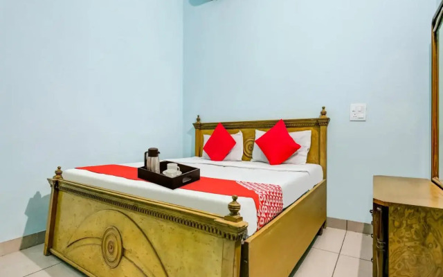 Oyo Flagship 703865 Moonlight Guest House