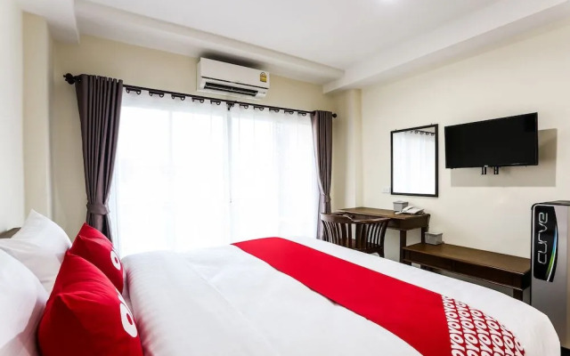 OYO 312 Canary House Rachawong