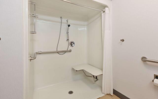 Hampton Inn Cincinnati Airport - North