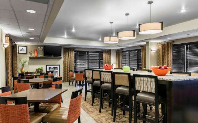 Hampton Inn Kansas City/Shawnee Mission