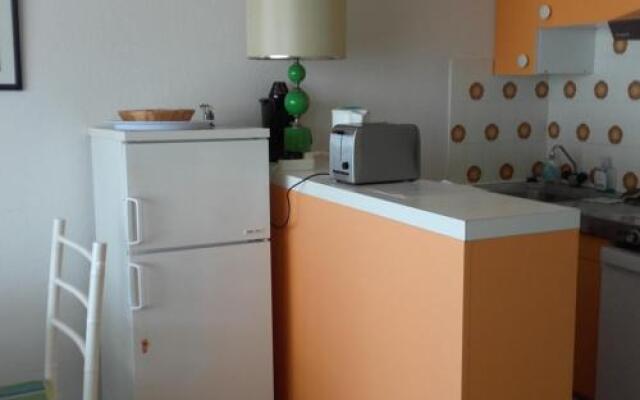 Apartment Vue Mer - Direct a la Plage