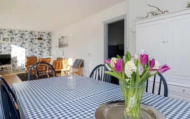 8 Person Holiday Home in Bindslev-by Traum