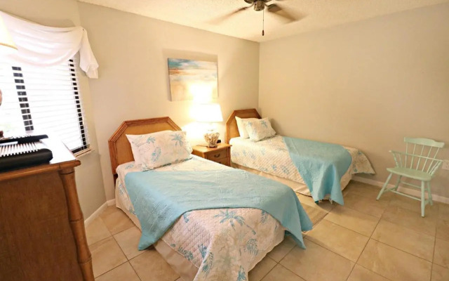 Ocean Village Club J16