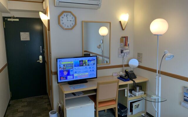 Toyoko Inn Sasebo Ekimae