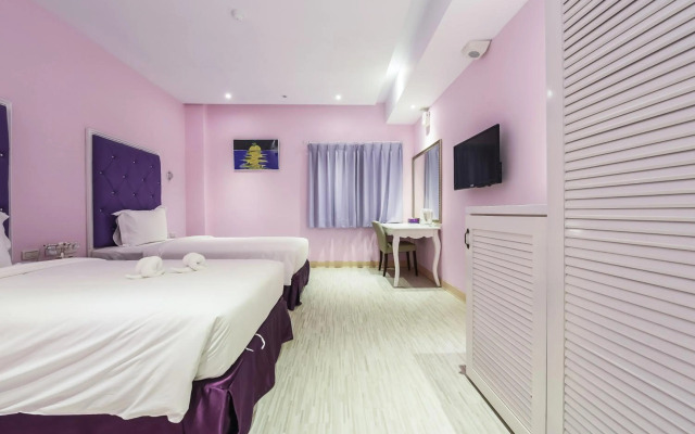 Lion King Hotel