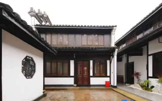 Floral Lux Hotel· Shaoxing Ancient Town Impression Hotel