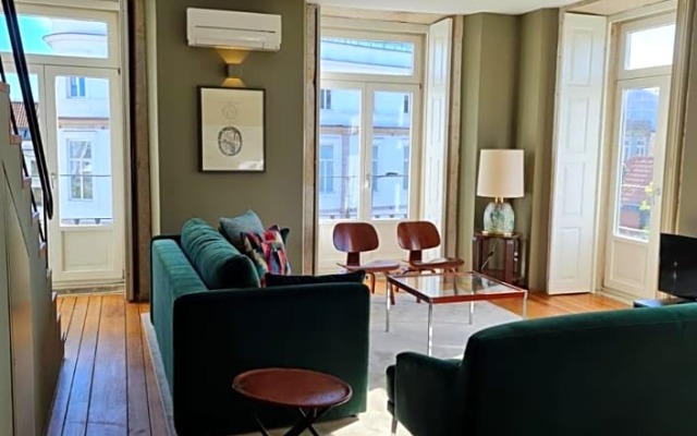 Condes de Azevedo Palace Apartments