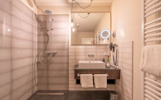 Logis Hotel QUARTIER 5