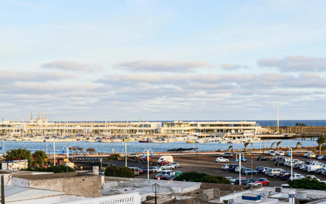 Lantia Rooftop House