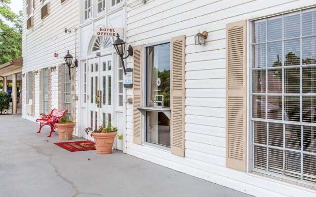 Econo Lodge Birmingham - Hoover