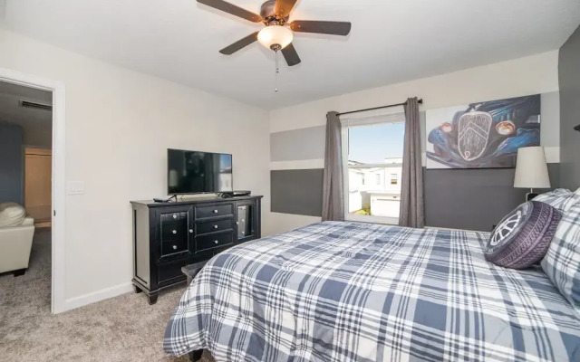 8 Bdrm Champions Gate Villa