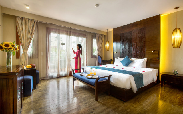 Oriental Suites Hotel & Spa