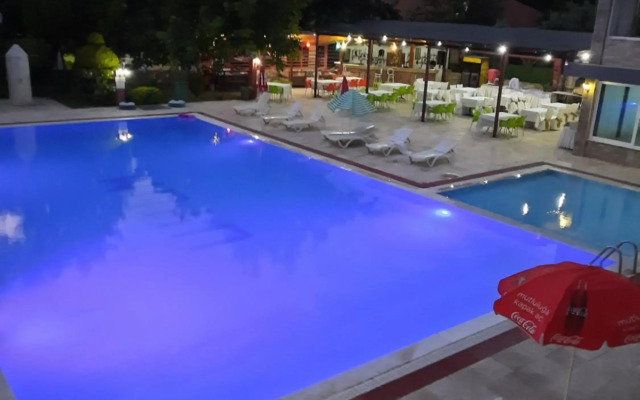 Otel Uyum Pamukkale