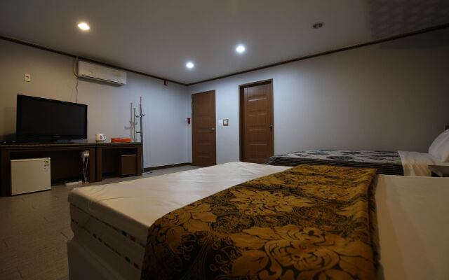 R.I Spa Hotel